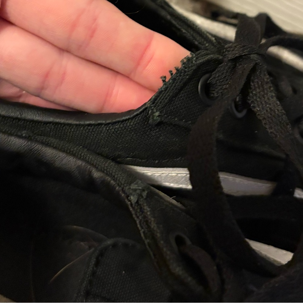 Vans Black and White Sneakers with Brown Sole - Picture 6 of 11
